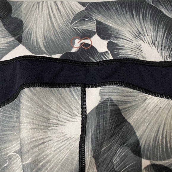 Calia by Carrie Underwood Floral Mesh Leggings - Picture 7 of 8